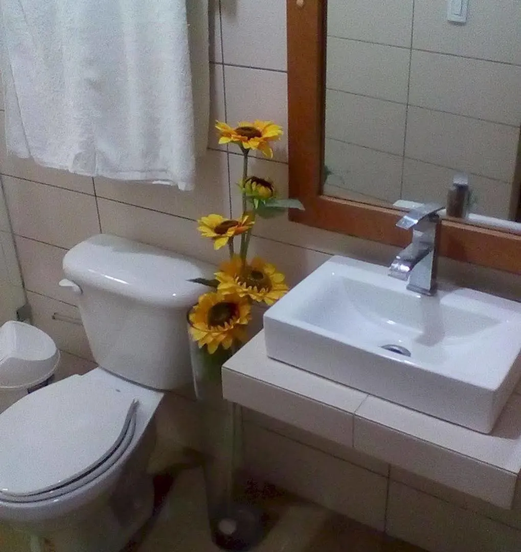 Hotel Capri Cabrera
